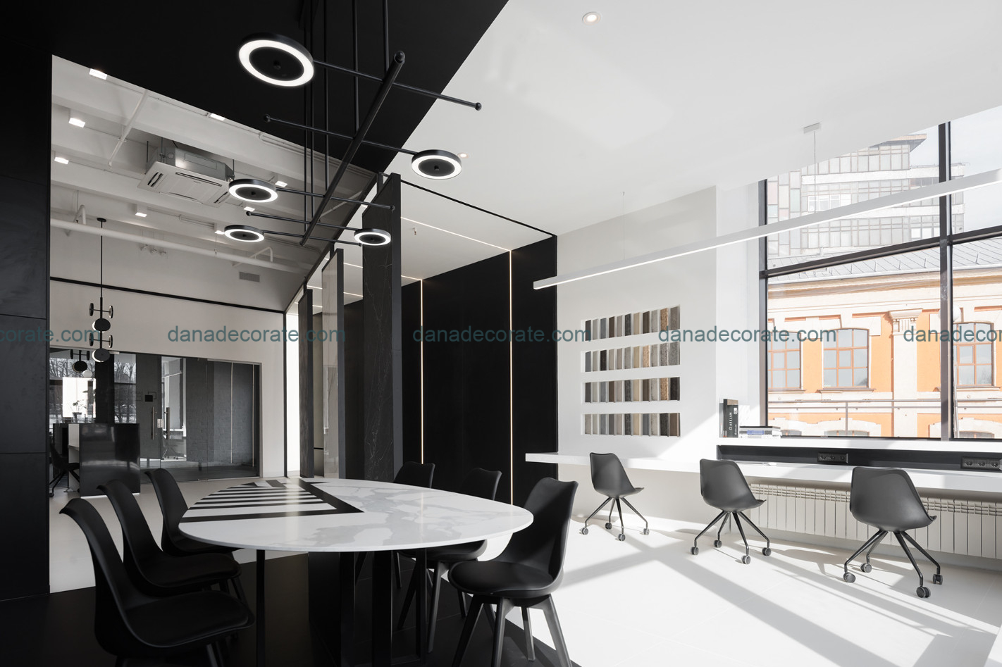 Thiết kế thi công nội thất showroom gạch trang trí tại Đà Nẵng